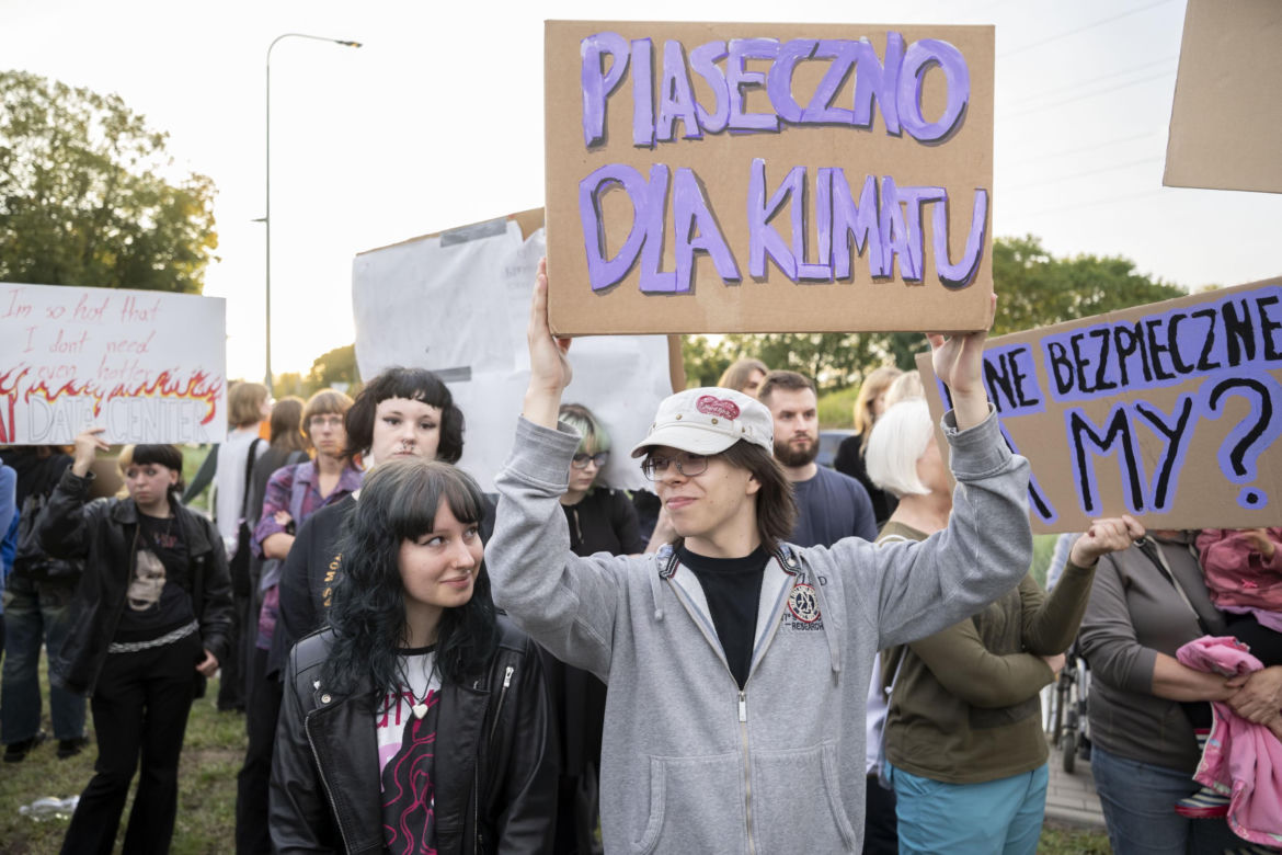 Protest w Piasecznie przeciwko Data Center