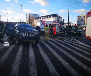 Wypadek na rondzie Jagiellonów w Bydgoszczy [ZDJĘCIA]