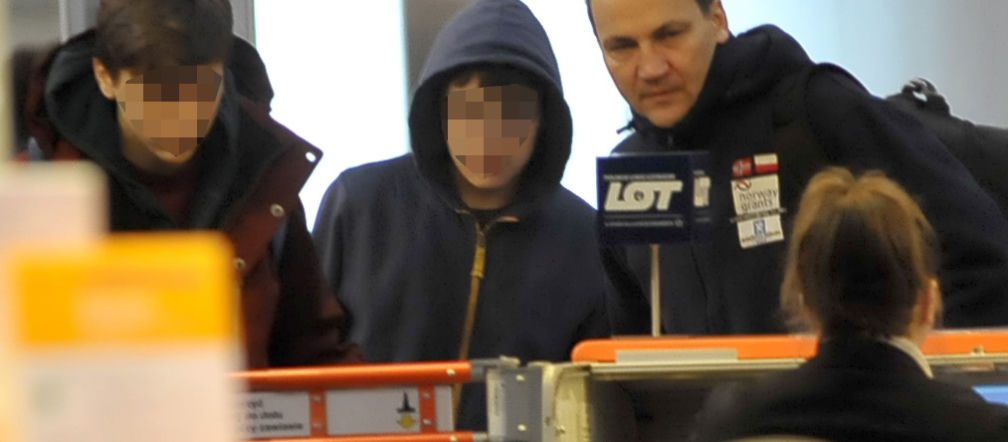 Radosław Sikorski leci do Egiptu