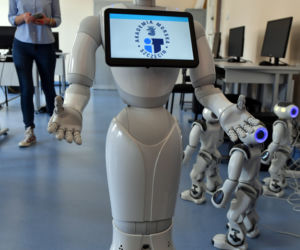 Prezentacja czterech nowych robotów humanoidalnych na Wydziale Informatyki i Telekomunikacji Akademii Morskiej w Szczecinie