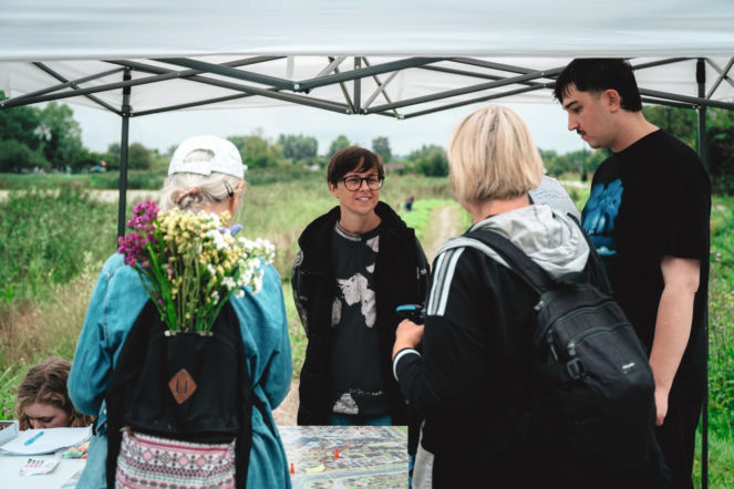 Blaszanka nie zaczyna się od architektury
