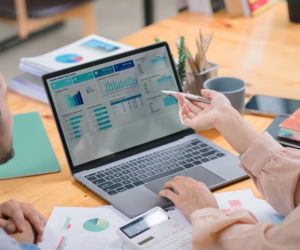 Dostawcy usług Business Intelligence dla firm w 2026 - jak wybrać partnera do analityki danych i uniknąć kosztownych błędów 