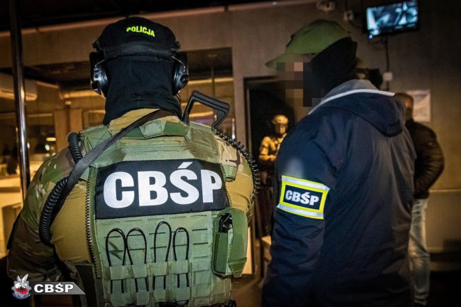 Mafia z Trójmiasta rozbita po latach. Miliony z prostytucji i pustych faktur 