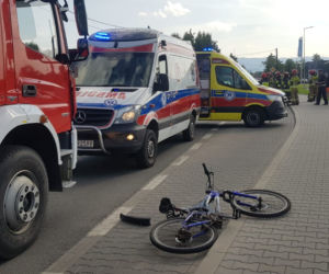 Potężna kraksa w Nowym Sączu. Zderzyły się cztery samochody i rower