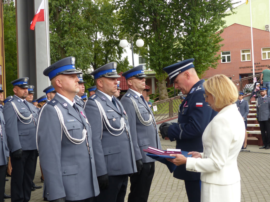 Awanse i odznaczenia