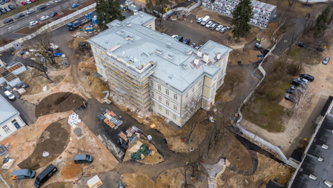 Sinfonia Varsovia w Warszawie podczas budowy