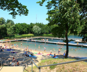 Gdzie nad jezioro na Warmii i Mazurach? Zobacz TOP 10 najlepszych plaż [GALERIA]