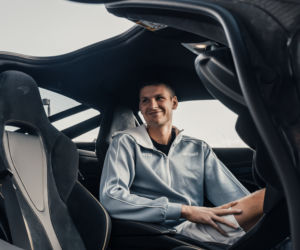 Hubert Hurkacz w McLarenie 720S Coupe