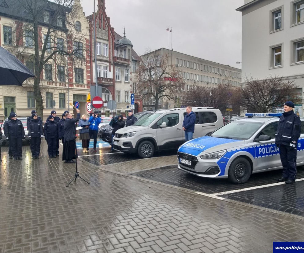 Nowe radiowozy olsztyńskich policjantów