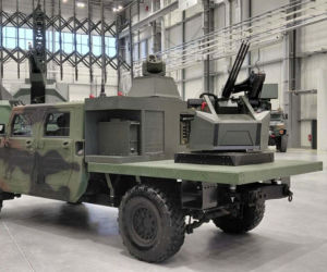 Program San to antydronowy „szwajcarski scyzoryk”? Premier i Szef MON na podpisaniu umowy