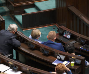 Podczas posiedzenia Sejmu posłowie oglądali mecz Polska - Szwecja