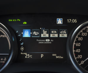 Toyota Camry 2.5 Hybrid Dynamic Force 218 KM e-CVT Executive