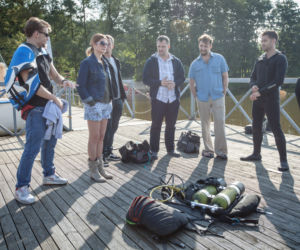 Strażacy odc. 4. Adam Wojnar (Maciej Zakościelny), Magda (Marta Ścisłowicz), Boguś (Dawid Zawadzki), Dario (Michał Żurawski), Maciek (Sebastian Fabijański)