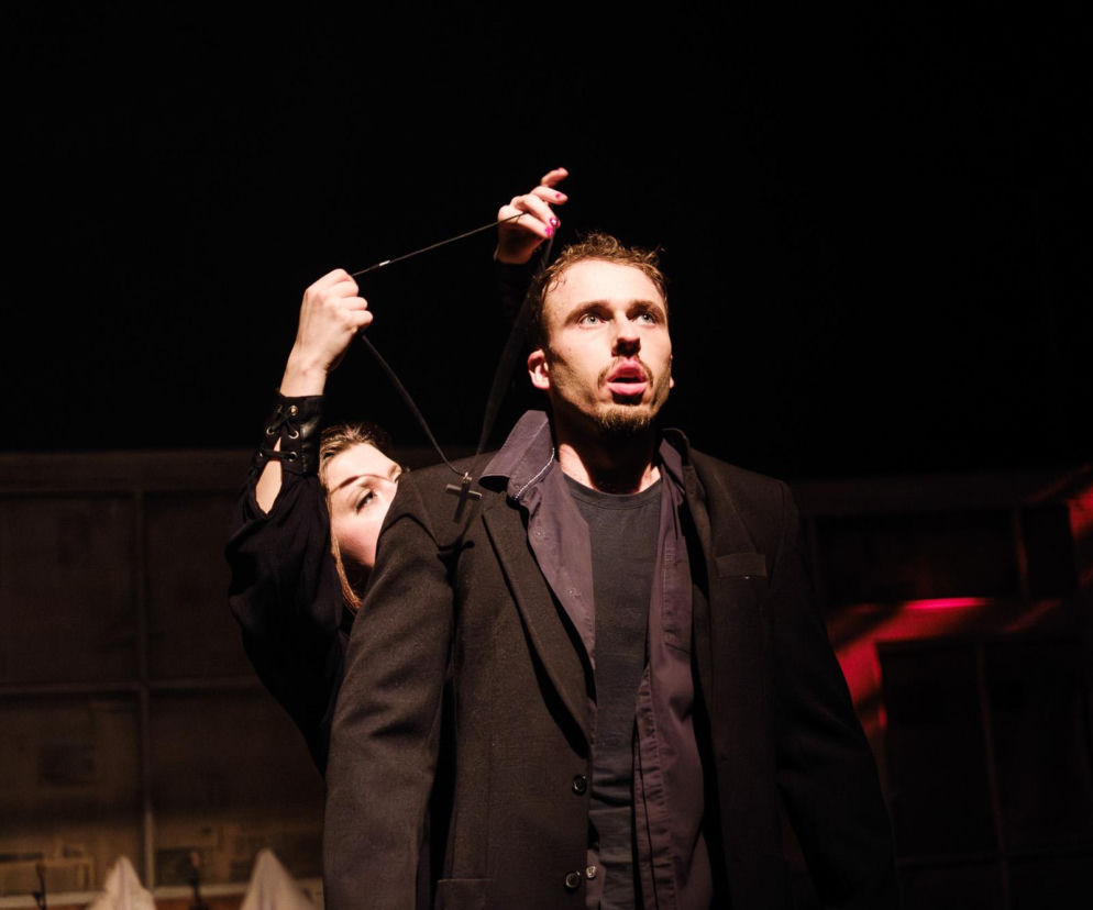 Już nie gość, a kolega. Grzegorz Zinkiewicz dołączył do zespołu aktorskiego elbląskiego teatru
