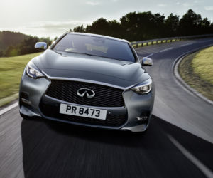 Infiniti Q30