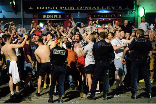 Rusza EURO 2016, a Francja w ogniu! STRAJKI, POWODZIE, BURDY KIBICÓW! Katastrofa na EURO!