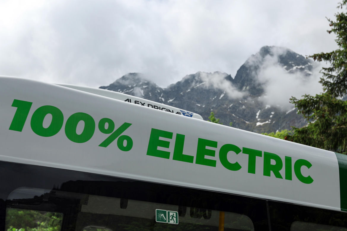 Zakończyły się testy elektrycznego busa na trasie do Morskiego Oka