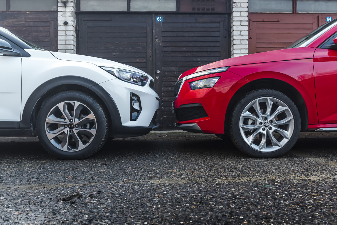 Skoda Kamiq 1.0 TSI 115 KM DSG7 Style vs. Kia Stonic 1.0 T-GDI 120 KM 6MT XL