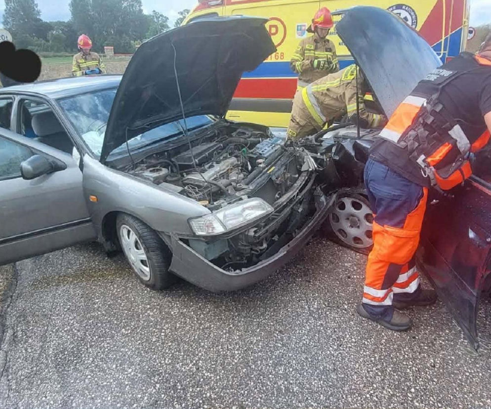 Groźny wypadek w gminie Pińczów. Dwie osoby trafiły do szpitali