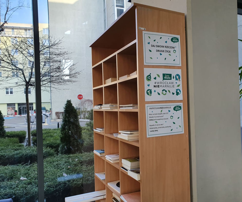 Wrocławianinie! Skończyłeś czytać książkę? Zostaw ja w urzędzie miasta i weź następna 