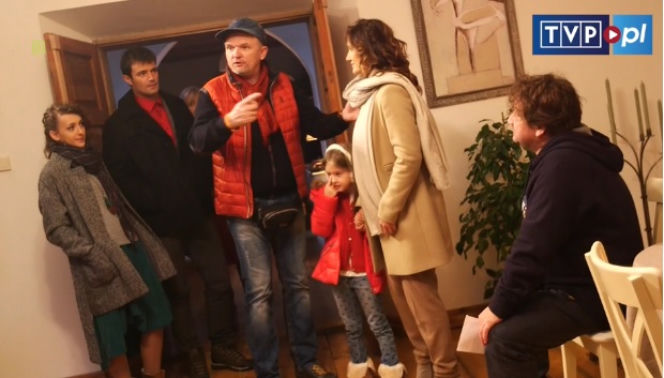 Ranczo 10 sezon. Wojciech Adamczyk, Lucy (Ilona Ostrowska), Kusy (Paweł Królikowski), Kinga (Agnieszka Pawełkiewicz), Kuba (Mikołaj Krawczyk)