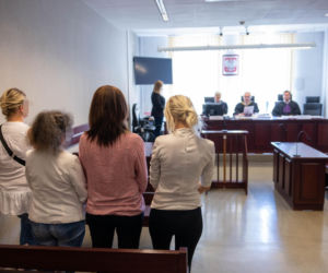 Lubieżny ginekolog płaci nam ochłapy