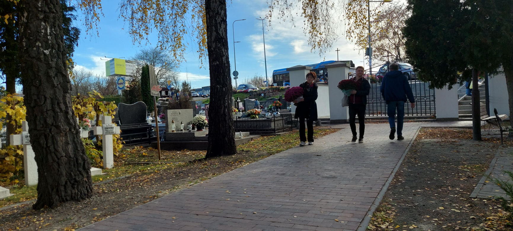 Przygotowania do Wszystkich Świętych Zamość