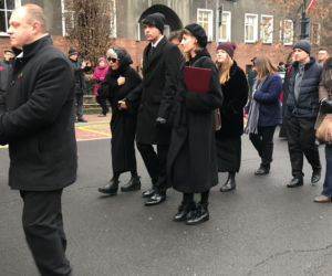 Kondukt pogrzebowy , Ślązacy żegnają Kazimierza Kutza. 