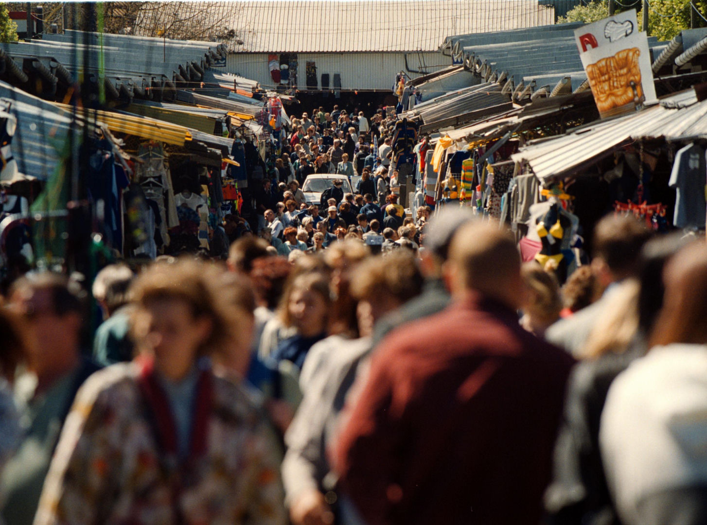 Stadion Dziesięciolecia w 2000 r.