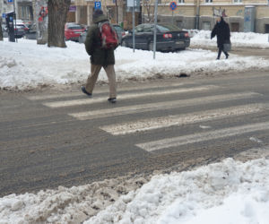 Na lubelskich chodnikach zalega śnieg