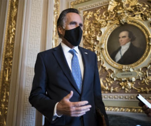 Sławny senator z podbitym okiem! Tajemnicze limo Mitta Romneya