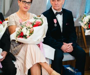 Złoty Gody par małżeńskich w Siedlcach - wręczenie pamiątkowych medali