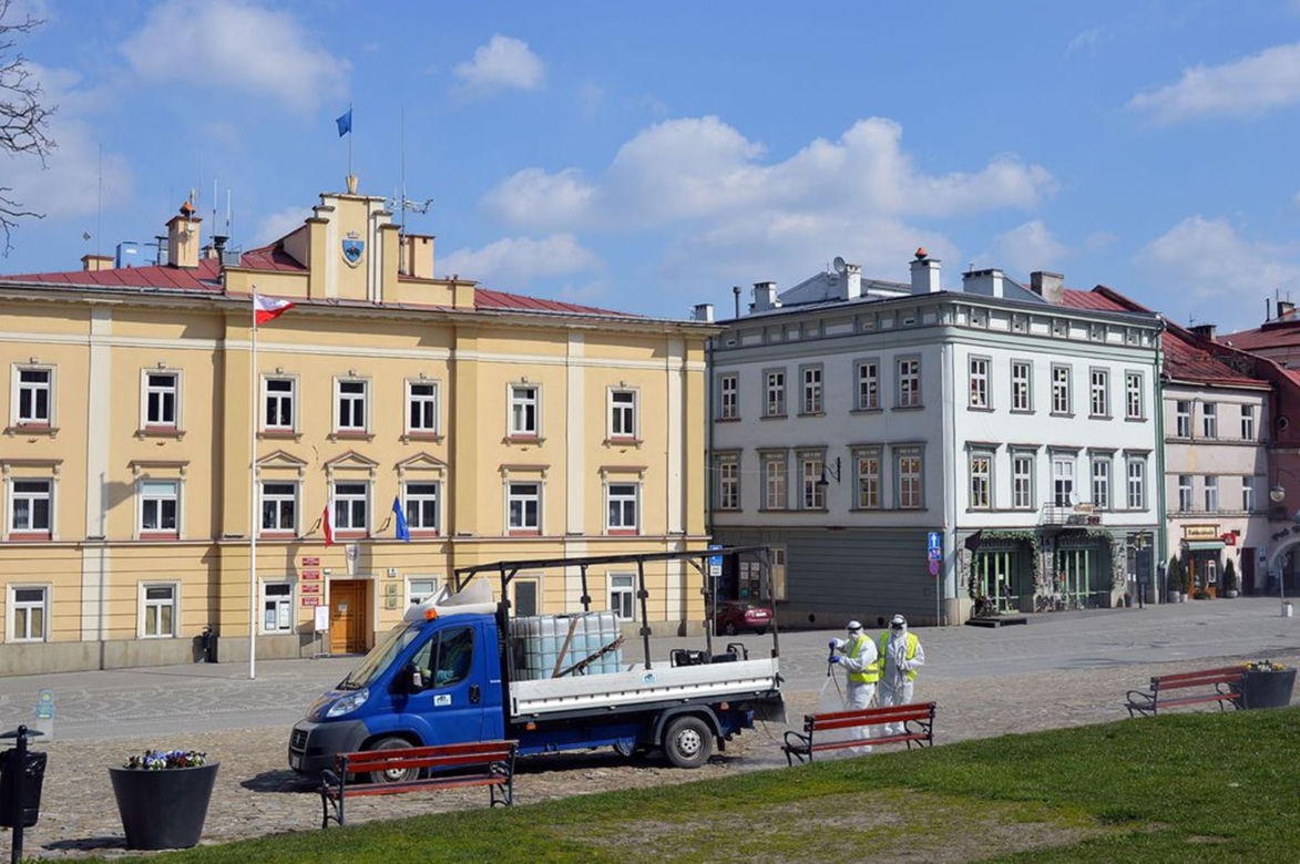 W Przemyślu odkażają Szwejka i niedźwiedzia