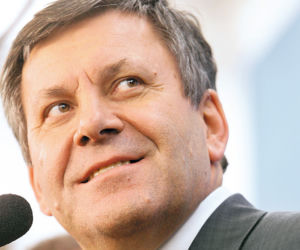 Piechociński chce podnieść składkę zdrowotną