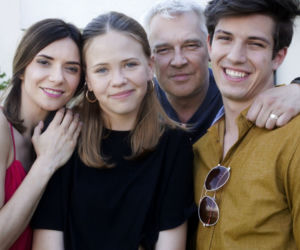 Miłość na zakręcie. Jowita (Kamila Boruta), Bogdan (Zbigniew Stryj), Ania (Aleksandra Paśniewska), Krystian (Jasper Sołtysiewicz)