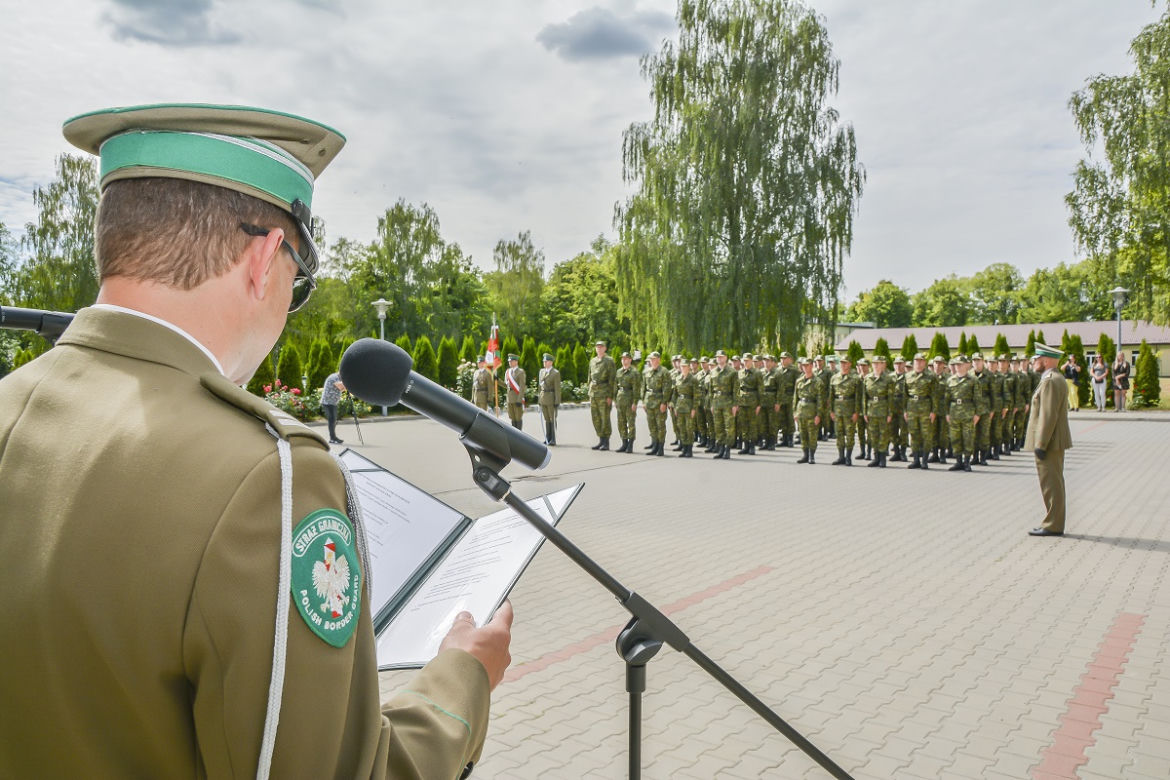 Lubelskie: Kilkudziesięciu nowych strażników granicznych. To największa grupa od wielu lat! [GALERIA]