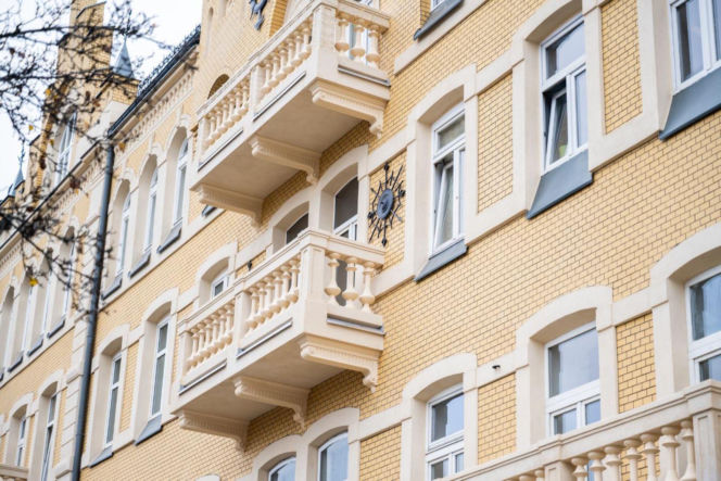 Zabytkowa kamienica przy ul. Targowej 62