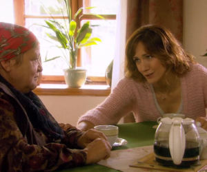 Ranczo 7 sezon odc. 85. Lucy (Ilona Ostrowska), babka (Grażyna Zielińska)