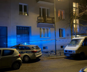 Tragedia w Warszawie. Wyszedł na oblodzony balkon, poślizgnął się i spadł. Nie żyje