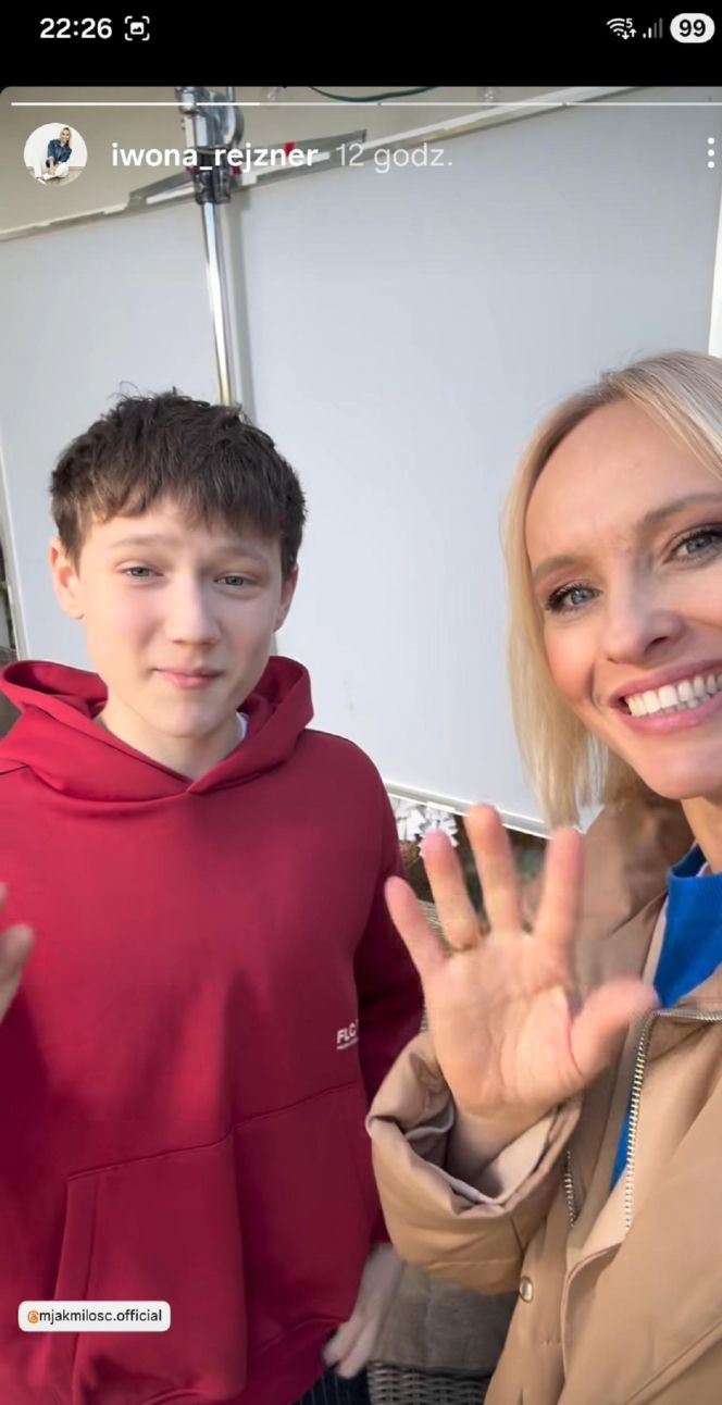 M jak miłość po wakacjach na planie. Franek (Jarosław Śmigielski), Dorota (Iwona Rejzner)