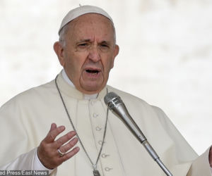 6. Papież Franciszek