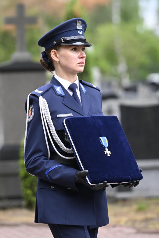 Tłumy pożegnały 23-letniego policjanta. Kacper zginął w tragicznym wypadku w Piasecznie