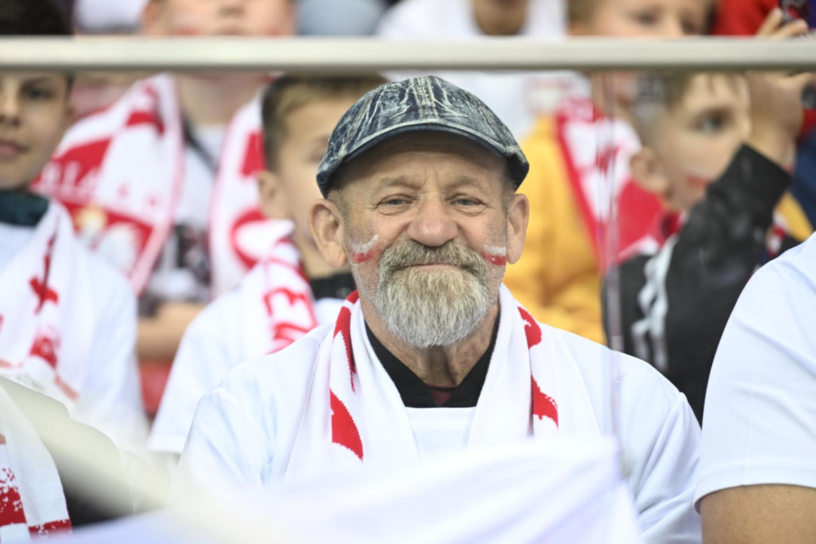 Kibice na meczu Polska - Rumunia. Znajdź się na zdjęciach z Narodowego!