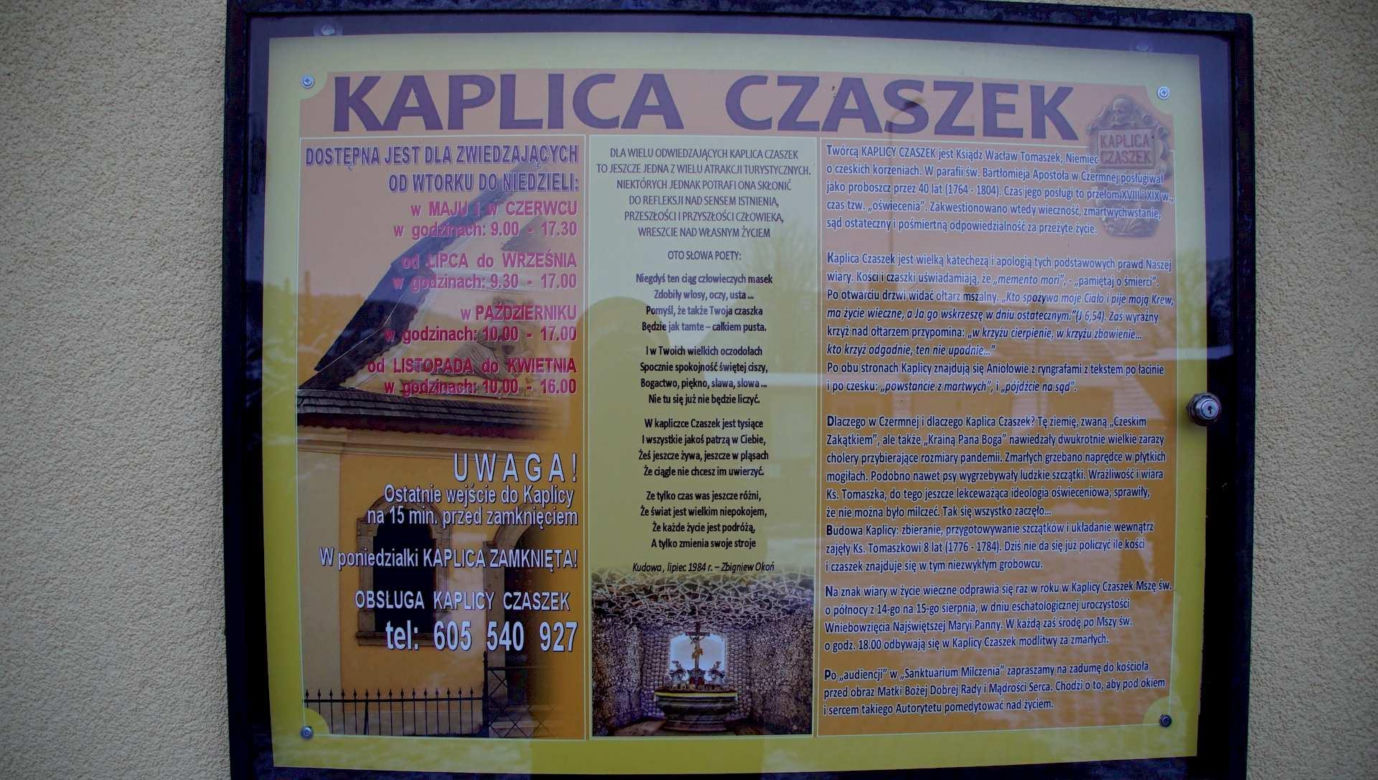 Kaplica Czaszek w Czermnej na Dolnym Śląsku. Mały budynek kryje przerażający sekret 