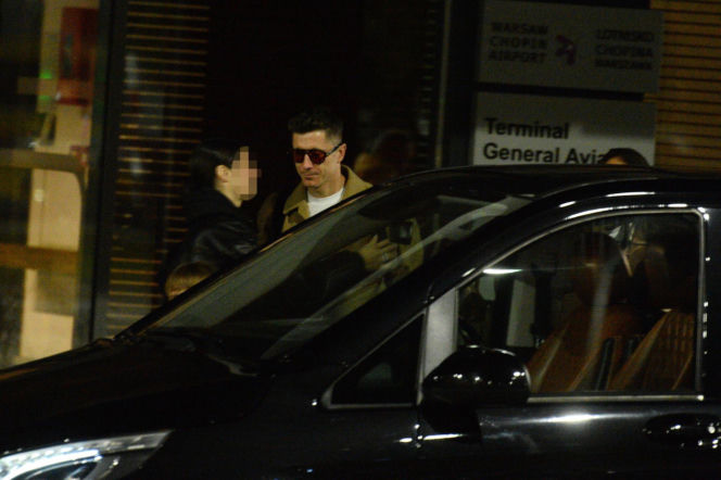 Robert Lewandowski przyleciał walczyć o mundial