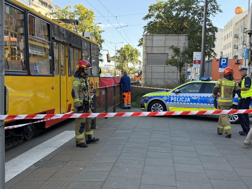 Śmiertelne potrącenie pieszego przez tramwaj. "Ustalamy okoliczności"