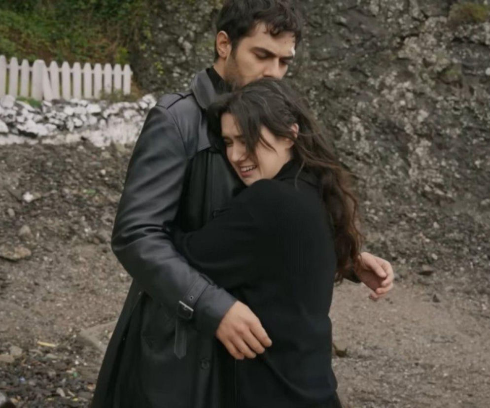 Wichrowe wzgórze: Halil nie wie, kim jest Zeynep. Patrzy na nią jak na obcą osobę