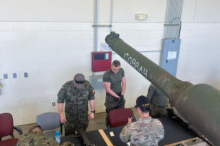 Polska załoga Abramsa w Fort Moore na Sullivan Cup