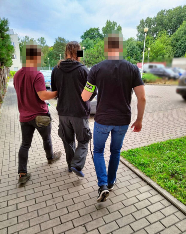 Rzeźnik z Myśliborskiej. Co się dzieje ze sprawcą szokującego mordu na Białołęce? Kontener Warszawa