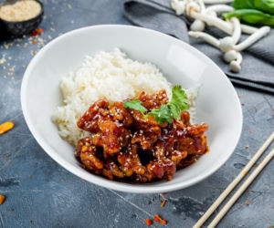 Kurczak Bac Bo – aromatyczne danie w wietnamskim stylu, które skradnie Twój talerz